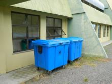 Conteiner de lixo adequadamente fechados - Campus Itaqui Conteiner de lixo adequadamente fechados - Campus Itaqui